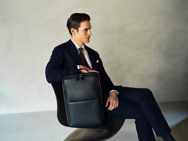 ブレルノ アーバンソリッドバックパック